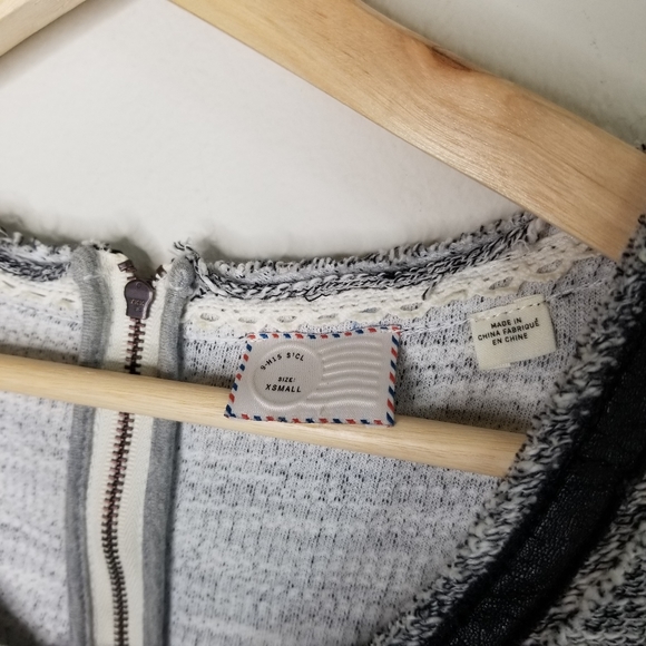 Anthropologie Postmark Beverly Tweed Grey Tunic - Picture 7 of 7